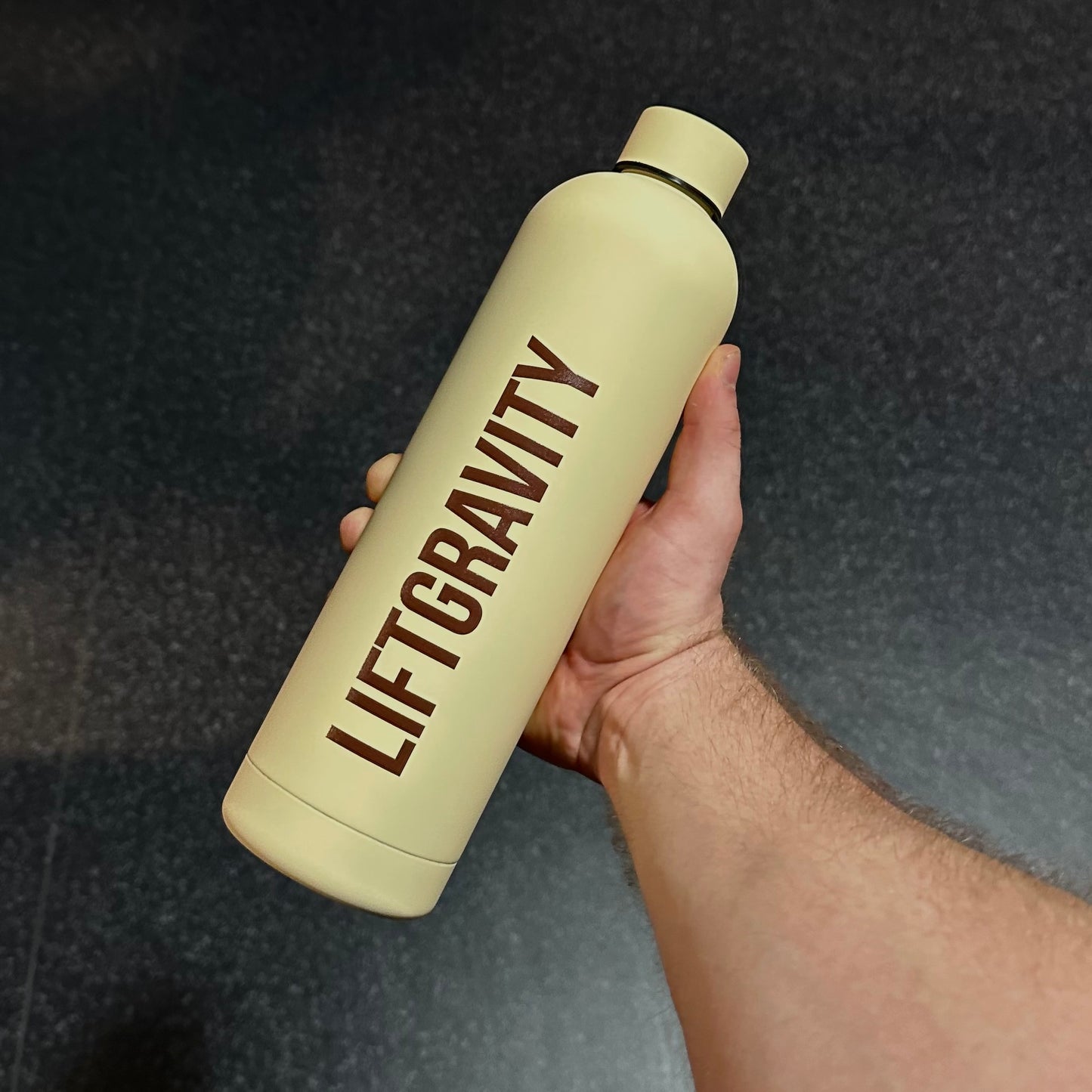 LiftGravity™ Stainless Steel Bottle Beige – Founders Edition